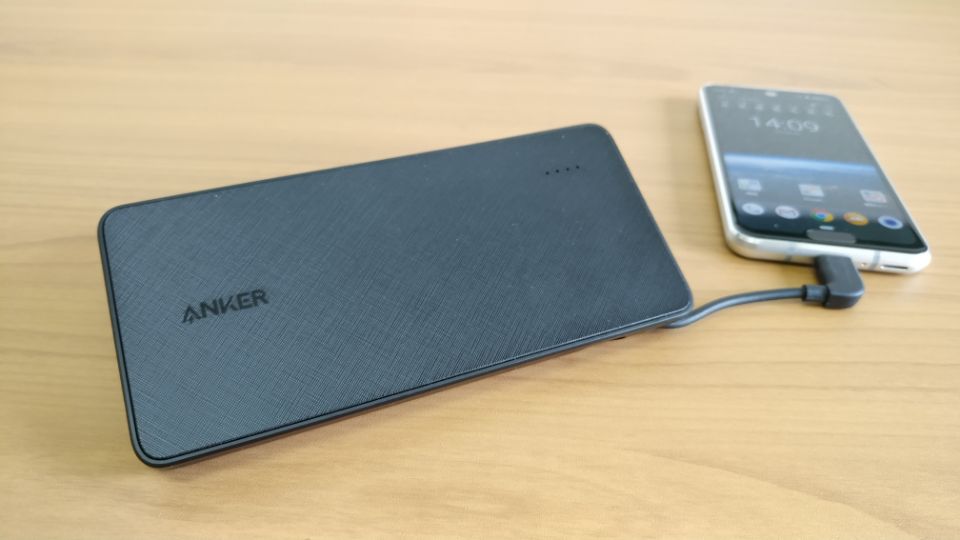 Androidスマホに最適なコード内蔵型のAnker「PowerCore+ 10000 with built-in USB-C Cable」