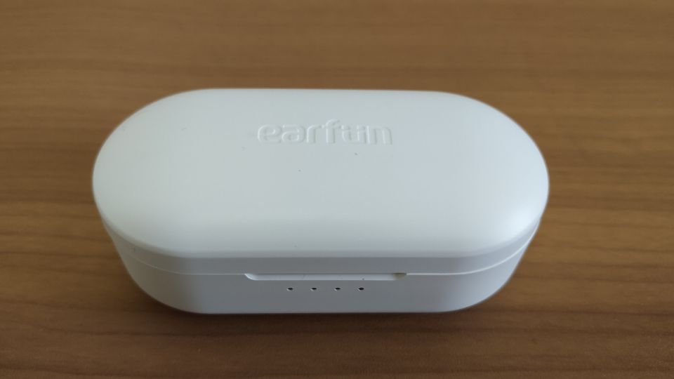 ｢EarFun Free｣進化版の「充電ケース」