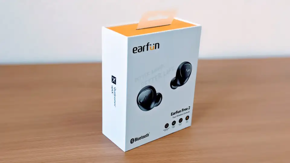 「EarFun Free 2」の外箱