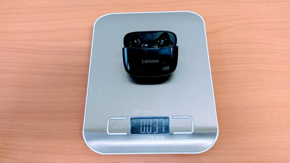 Lenovo「XT90」の充電ケース重量