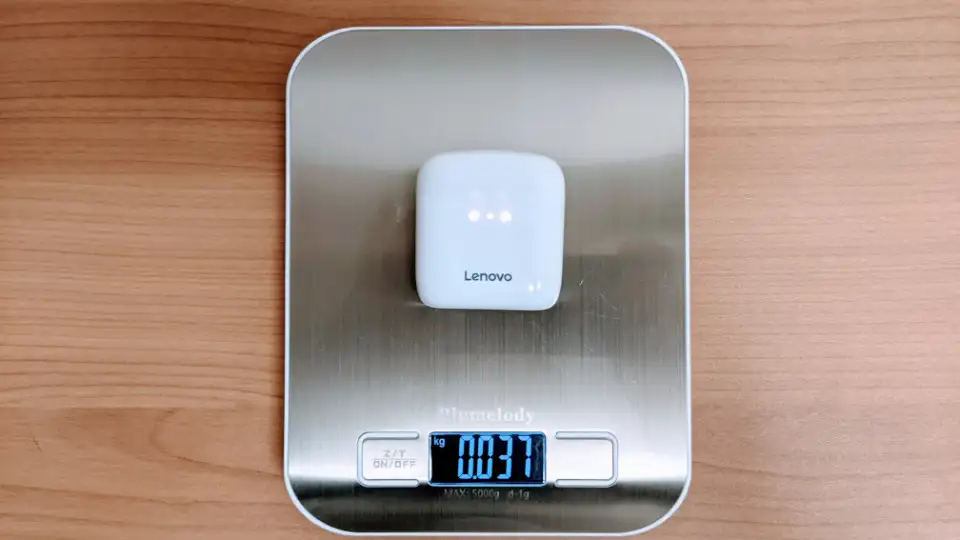 Lenovo「QT83」のイヤホン+ケース重量